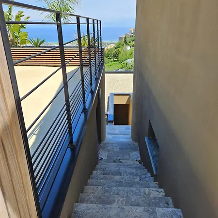 Prestige Avc Piscine - Village